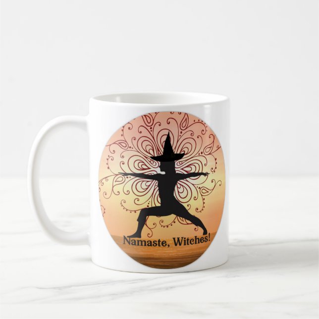 Hexe Yoga Namaste lustige Halloween-Tasse Kaffeetasse (Links)