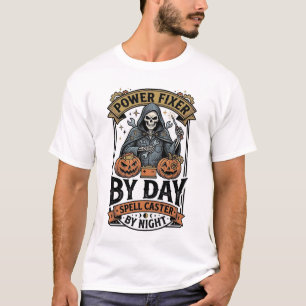 Hexe zur Batterie-Reparatur Lustiges Halloween-Tec T-Shirt