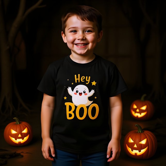 Hey Boo Niedlich Halloween Ghost Design T-Shirt (Von Creator hochgeladen)