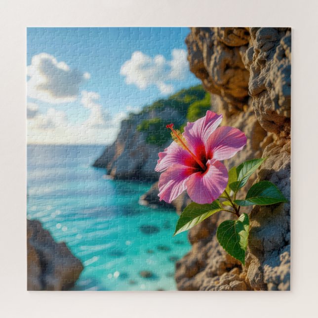 Hibiskus wächst auf einer felsigen Klippe (Horizontal)