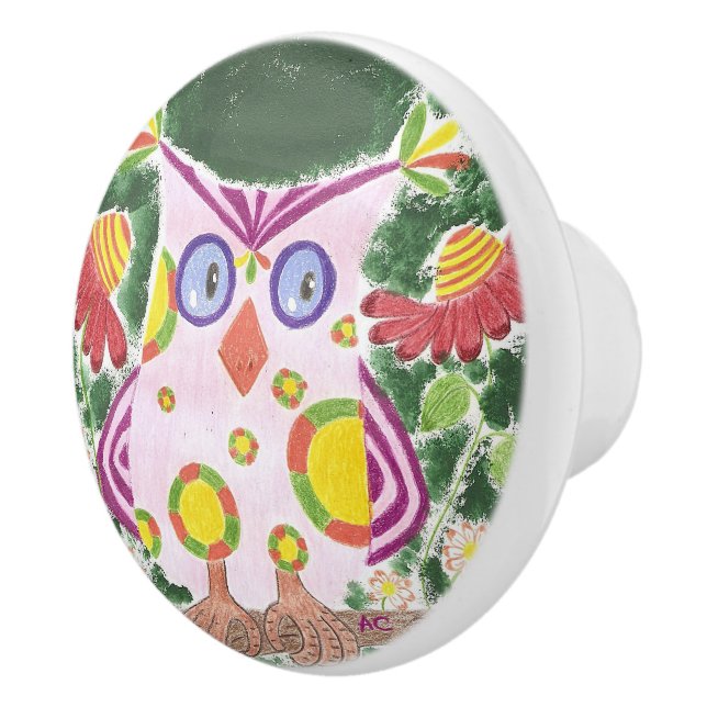 Hibou rose-clair sur le bouton en céramique de (Droite)