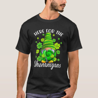 Hier für die Shenanigans Patrick's Day Gnome T-Shirt