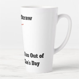 Hier ist eine Straw Latte Tasse