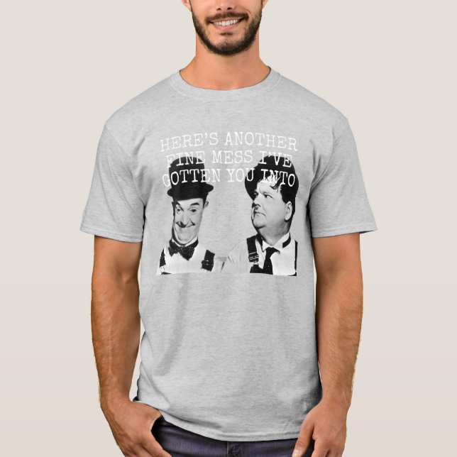 Hier ist noch ein schönes Schlamassel, in das ich  T-Shirt (Vorderseite)