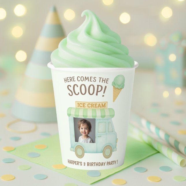Hier kommt der Scoop | Mintgrüner Eiswagen  Pappbecher (Von Creator hochgeladen)