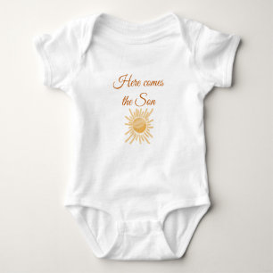 Hier kommt der Sonnenschein-Ray von Sun Baby Boy Strampler