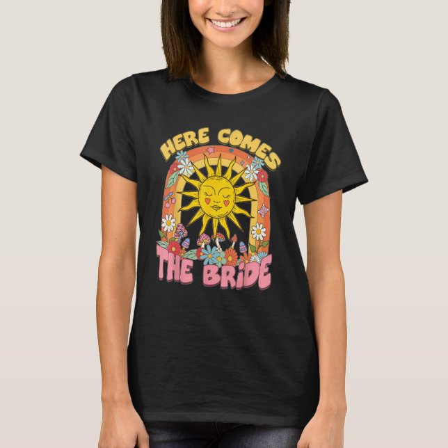 Hier kommt die Braut Groovy Retro 70er Junggeselli T-Shirt (Vorderseite)