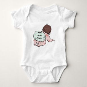 Hier kommt Trouble Baby Strampler
