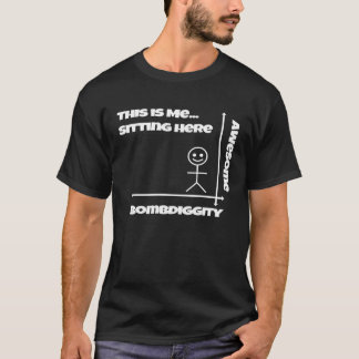 Hier sitze ich an der Ecke von Phantastisch und Bo T-Shirt
