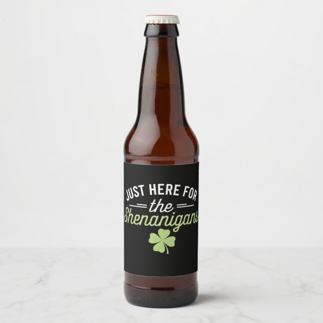Hier zum Shenanigans St Patrick's Day Bierflaschenetikett (Vorderseite)