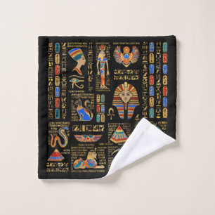 Hiéroglyphes et divinités égyptiens en noir