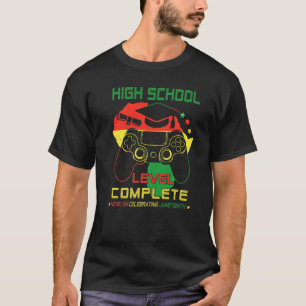 High School Level jetzt fertig, ich feiere Jun T-Shirt