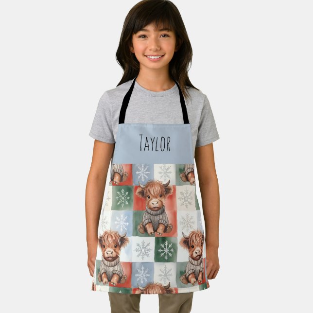 Highland Cow Christmas Snowy Personalized Kids Schürze (Insitu)