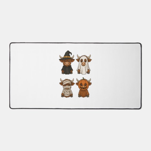 Highland Cow Halloween Funny Fall Spooky Schreibtischunterlage (Vorderseite)
