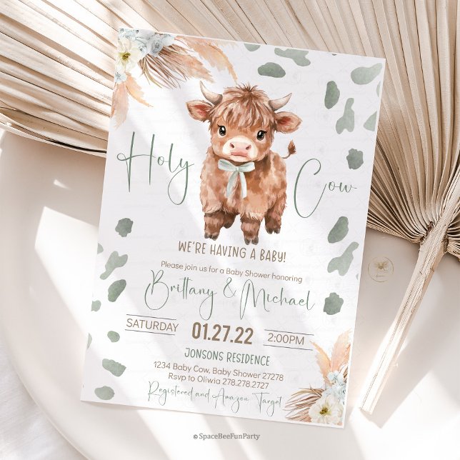 Highland Cow Heilige Kuh Babyparty grüne Einladung (Highland Cow, Baby Shower, Gender Neutral, Sage Green, Cute Calf)