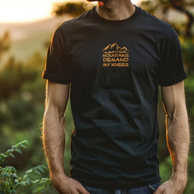 Hiking camping humor black orange T-Shirt (Von Creator hochgeladen)