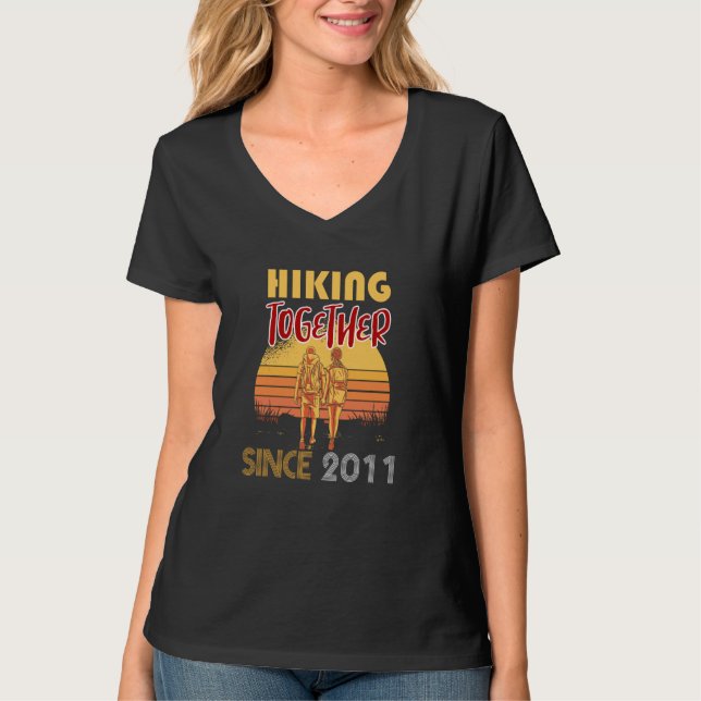 Hiking together since 2011 T-Shirt (Vorderseite)