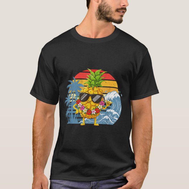 Hilarious Aloha Hawaiian Pineapple Sign Hawaii Sha T-Shirt (Vorderseite)