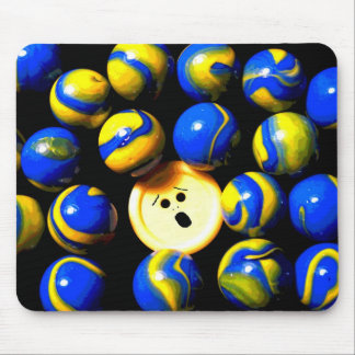 Hilfe bin ich umgebene Mausunterlage Mousepad