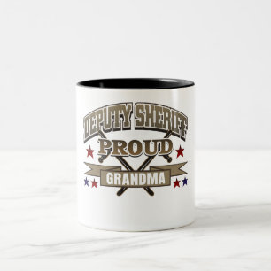 Hilfssheriff-stolze Großmutter Zweifarbige Tasse