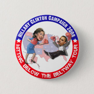 Hillary, der unter dem Umgehungsstraße-Knopf Button