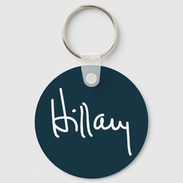 Hillary Signature Button Schlüsselanhänger (Vorderseite)