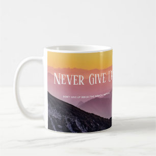 Hills Landschaft Regenbogenfarben Motivation Zitat Kaffeetasse