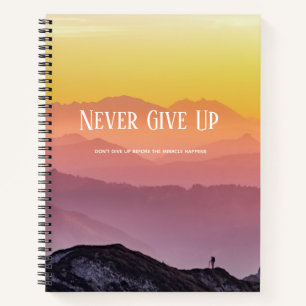Hills Landschaft Regenbogenfarben Motivation Zitat Notizbuch