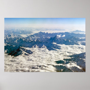 Himalaya-Berge unter Wolken - Tibet Poster