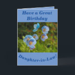 Himalayan Poppies Geburtstagskarte Daughter-Schwie Karte<br><div class="desc">Hübsche blaue Himalaya-Mohn (Meconopsis) machen ein schönes Bild für diese Blumengeburtkarte für die Schwiegertochter.  Text kann ganz einfach nach Ihren Wünschen angepasst werden.</div>