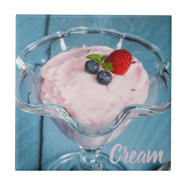 Himbeercreme Nachtisch mit Minze und Fruchtsaft Fliese (Vorderseite)