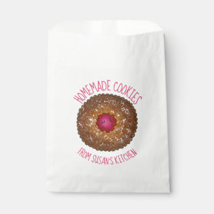 Himbeere Linzer Torte selbst gebackene Cookies Geschenktütchen