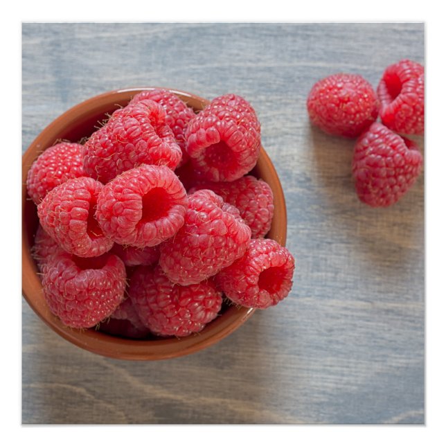 Himbeeren, frisch in einer Schüssel Poster (Vorderseite)