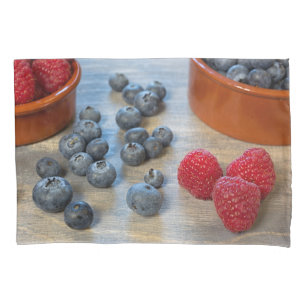 Himbeeren und Blaubeeren Kissenbezug