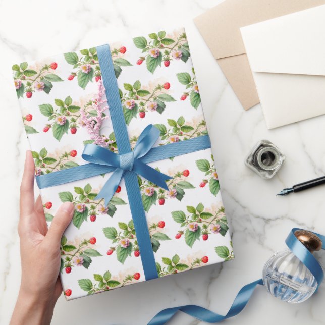 Himbeeren und Blüten in Weiß Geschenkpapier (Schenken)