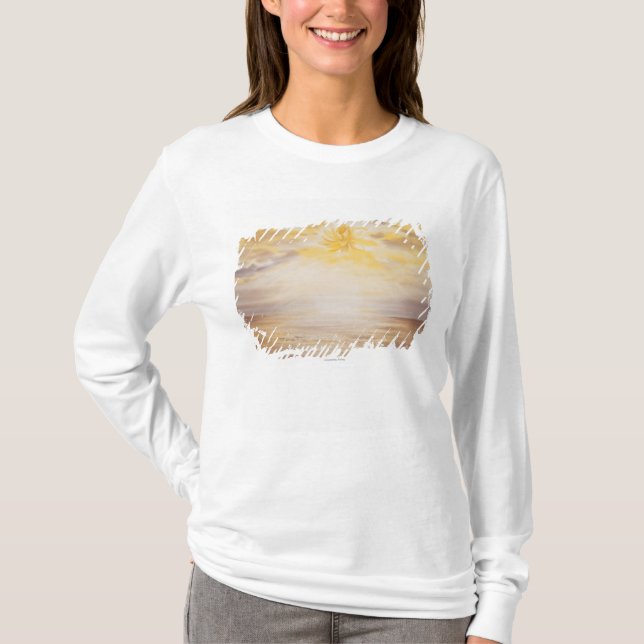 Himmel Lotus T-Shirt (Vorderseite)