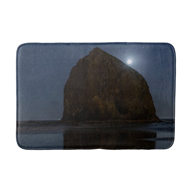 Himmel über Haystack Rock | Cannon Beach, Oregon Badematte (Vorderseite)