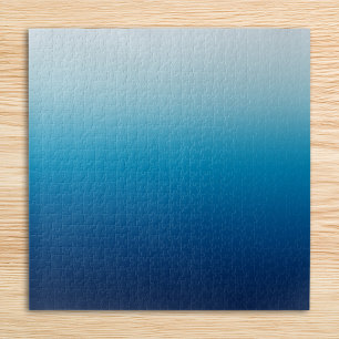 Himmel- und Ozeanblauer Ombre