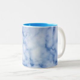 Himmel und Wolken Zweifarbige Tasse