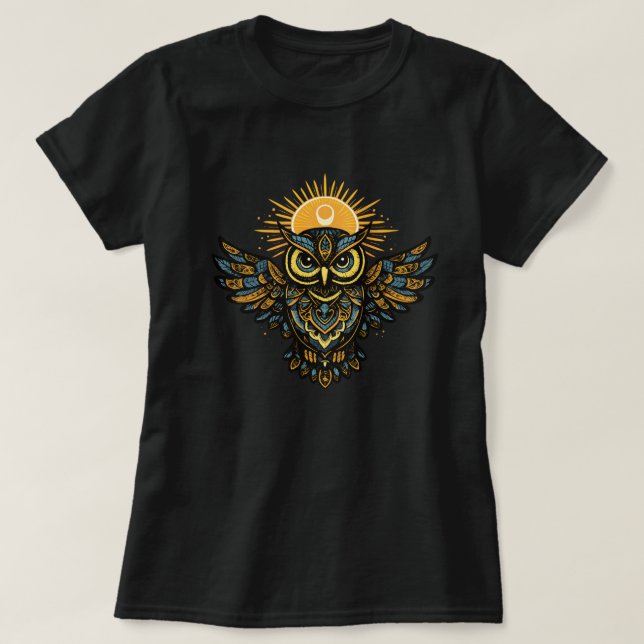 Himmels-Schutzgeist-Eule Sonnen-Halo Volkskunst T-Shirt (Design vorne)