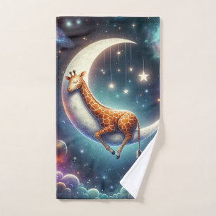 Himmelsbaby-Giraffe schlafend auf Mond und Sternen Badhandtuch Set