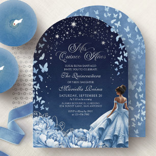 Himmlisch blaue silberne Prinzessin Quinceanera Einladung