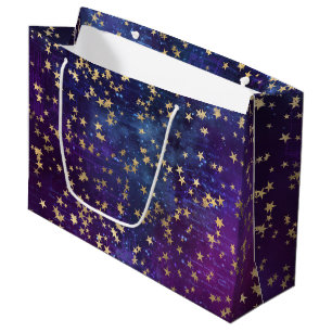 Himmlische goldene Sterne auf violettem Galaxiehin Große Geschenktüte