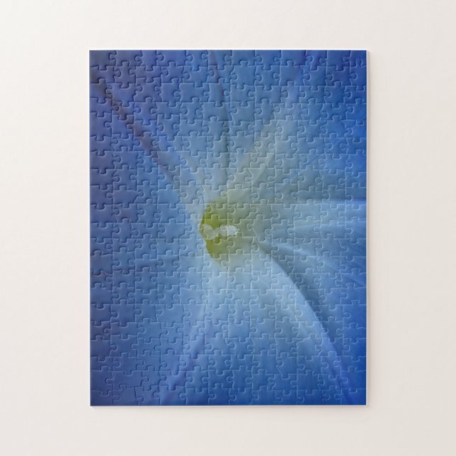 Himmlisches Blue Morning Glory Blume Foto (Vertikal)