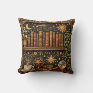 Himmlisches Bücherregal für Bücherliebhaber  Kissen