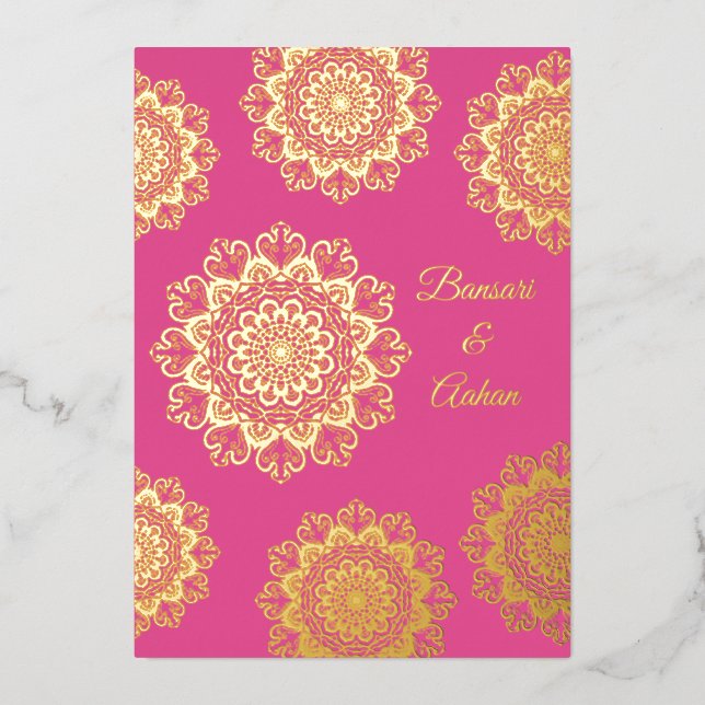 Hindu gold Mandala Hochzeit Folieneinladung (Vorderseite)