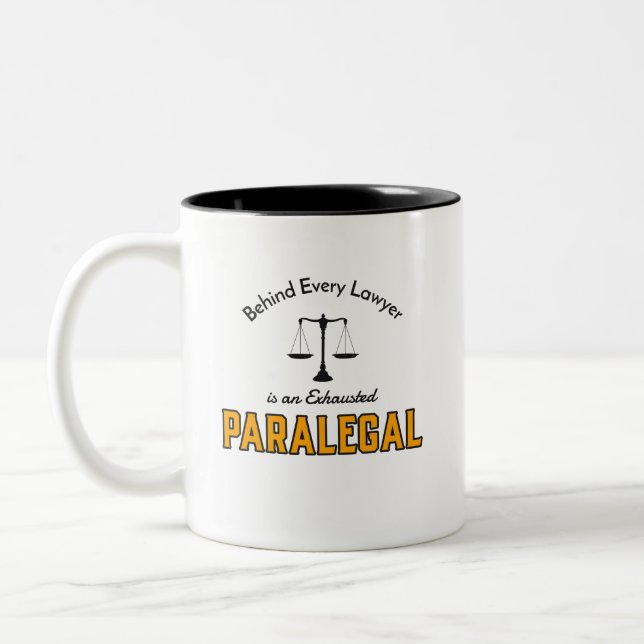 Hinter jedem Anwalt steht ein ausgebeuteter Parale Zweifarbige Tasse (Links)