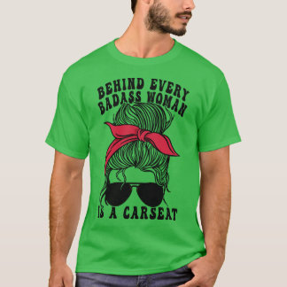 Hinter jeder Badass-Frau steht eine Muttermutter-M T-Shirt