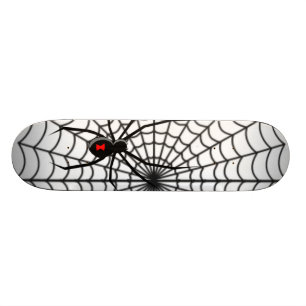 hintere Spinne des Rotes auf Netz Skateboard