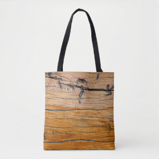 Hintergrund aus Naturholz, Holzschnitt und Bio Tasche